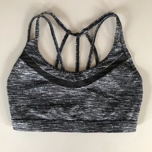 Victoria Sport • XS • Strappy Sports Bra